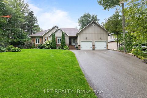 Photo 6 at 2 Birch Knoll Road, Sutton & Jackson's Point, Georgina