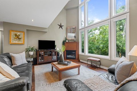 Photo 11 at 2 Birch Knoll Road, Sutton & Jackson's Point, Georgina