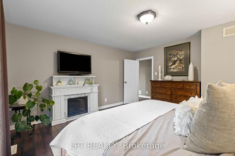 Photo 18 at 2 Birch Knoll Road, Sutton & Jackson's Point, Georgina