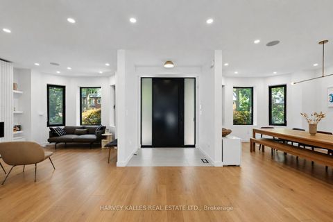 Photo 3 at 128 Lyndhurst Avenue, Casa Loma, Toronto