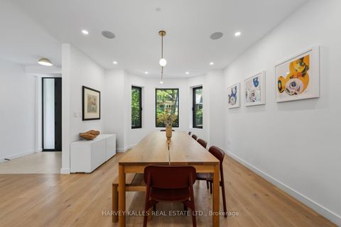 Photo 4 at 128 Lyndhurst Avenue, Casa Loma, Toronto