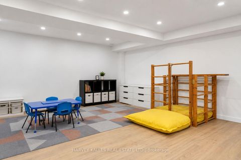 Photo 35 at 128 Lyndhurst Avenue, Casa Loma, Toronto