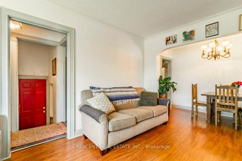 Photo 9 at 982 Briar Hill Avenue, Belgravia, Toronto