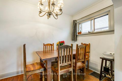 Photo 13 at 982 Briar Hill Avenue, Belgravia, Toronto