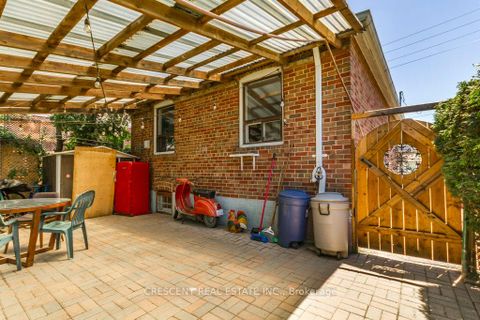 Photo 36 at 982 Briar Hill Avenue, Belgravia, Toronto