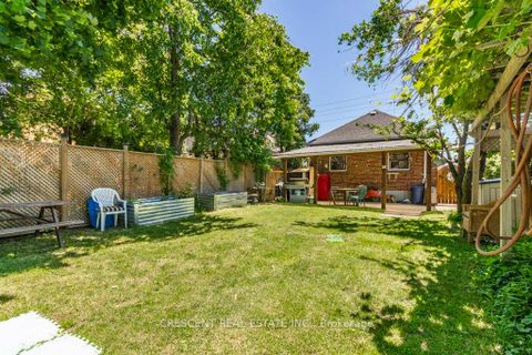 Photo 44 at 982 Briar Hill Avenue, Belgravia, Toronto