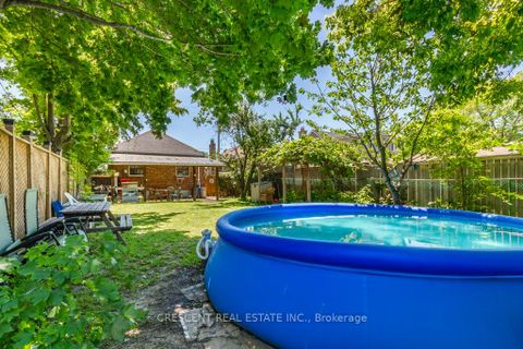 Photo 46 at 982 Briar Hill Avenue, Belgravia, Toronto