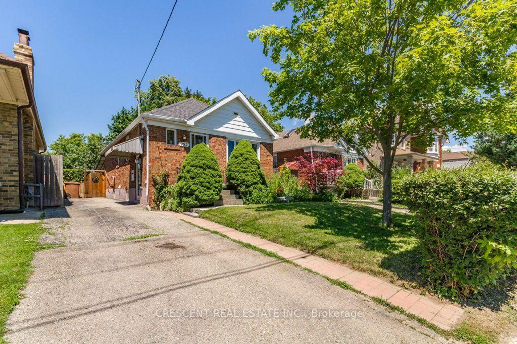 982 Briar Hill Avenue, Belgravia, Toronto 