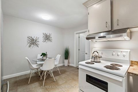 Photo 19 at 124 Hope Street, Davenport, Toronto