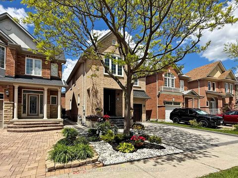 Photo 1 at 115 Bentoak Crescent, Patterson, Vaughan