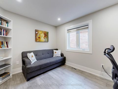 Photo 29 at 115 Bentoak Crescent, Patterson, Vaughan