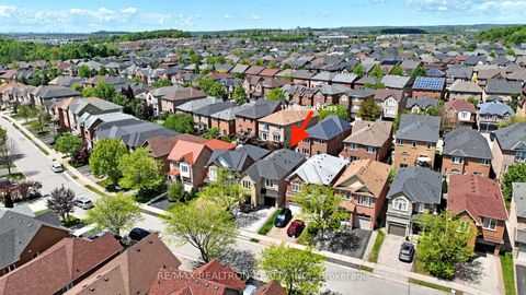 Photo 36 at 115 Bentoak Crescent, Patterson, Vaughan