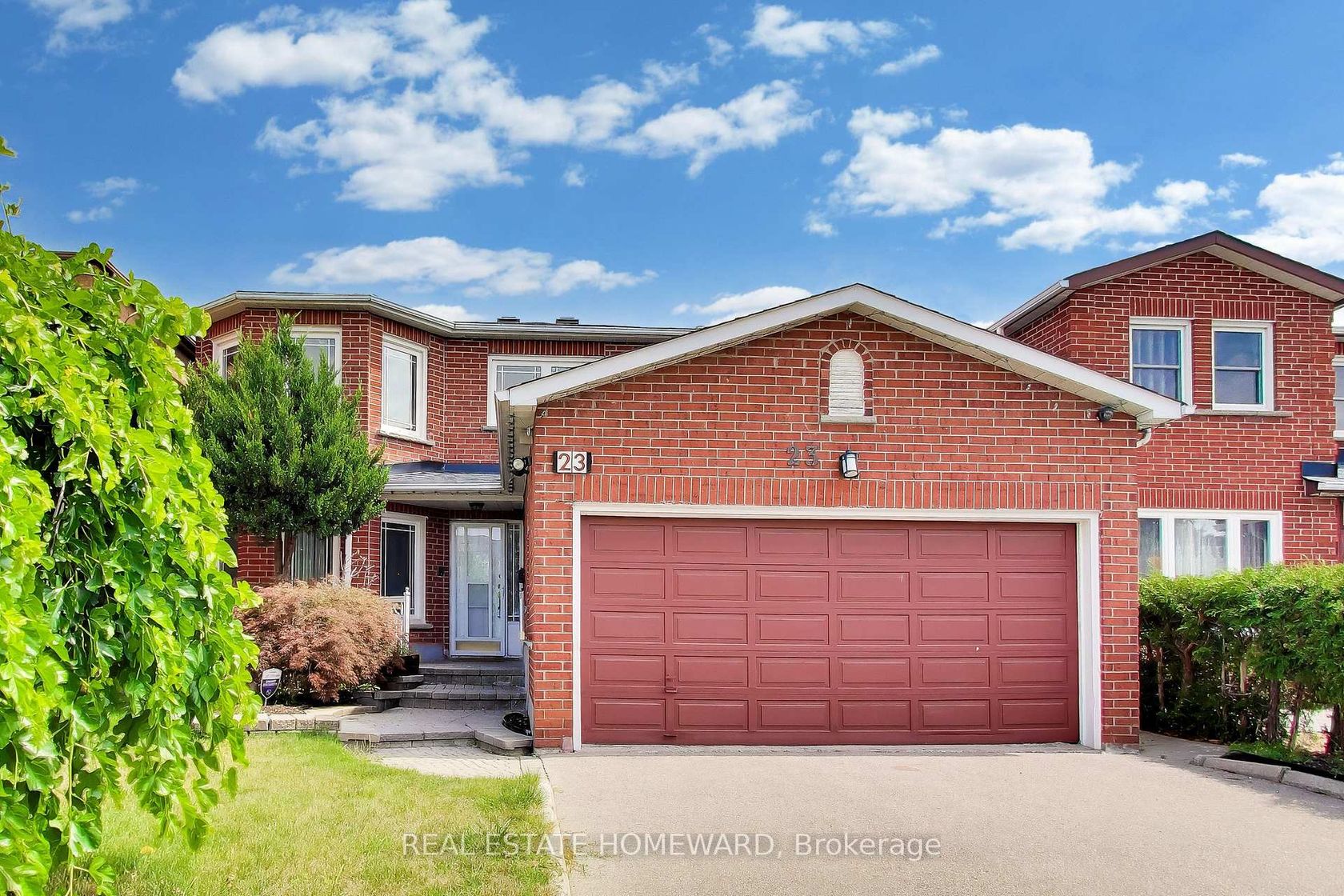 23 Hutchcroft Avenue, Milliken, Toronto 