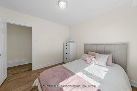 Photo 22 at 37 Cherry Post Crescent, Markland Wood, Toronto