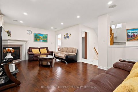 Photo 5 at 78A Kerfoot Crescent, Keswick North, Georgina