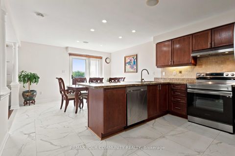 Photo 8 at 78A Kerfoot Crescent, Keswick North, Georgina
