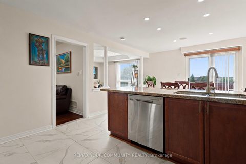 Photo 10 at 78A Kerfoot Crescent, Keswick North, Georgina
