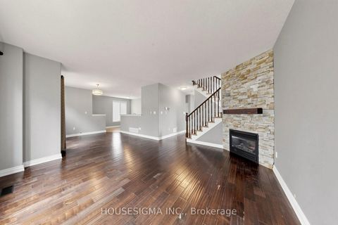 Photo 5 at 35 Auburn Court, Ardagh, Barrie