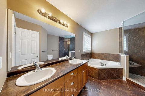 Photo 24 at 35 Auburn Court, Ardagh, Barrie
