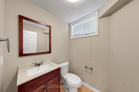 Photo 39 at 35 Auburn Court, Ardagh, Barrie