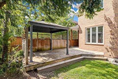 Photo 42 at 35 Auburn Court, Ardagh, Barrie