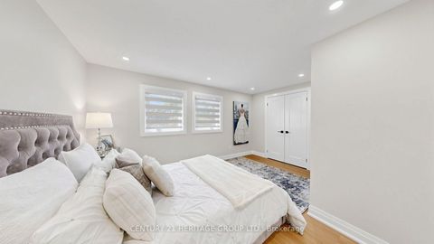 Photo 21 at 52 Lund Street, North Richvale, Richmond Hill