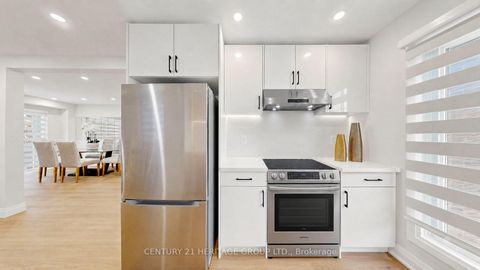 Photo 36 at 52 Lund Street, North Richvale, Richmond Hill