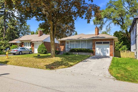 Photo 0 at 40 Kirk Bradden Road E, Queensway, Toronto