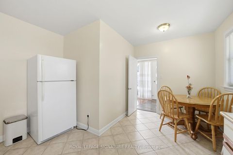 Photo 7 at 40 Kirk Bradden Road E, Queensway, Toronto
