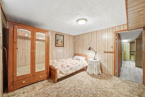 Photo 21 at 40 Kirk Bradden Road E, Queensway, Toronto