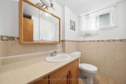 Photo 22 at 40 Kirk Bradden Road E, Queensway, Toronto