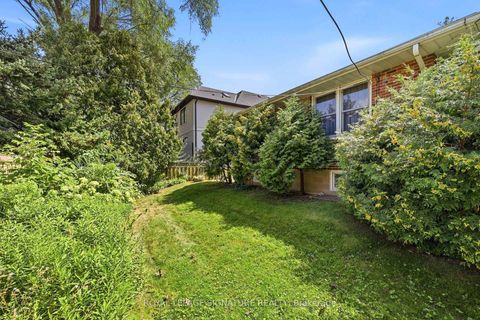 Photo 26 at 40 Kirk Bradden Road E, Queensway, Toronto