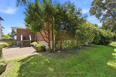 Photo 27 at 40 Kirk Bradden Road E, Queensway, Toronto