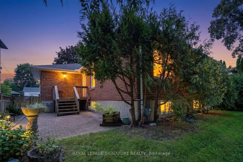 Photo 30 at 40 Kirk Bradden Road E, Queensway, Toronto