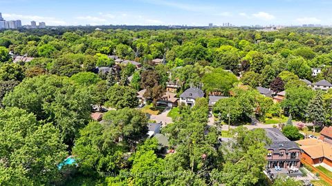 Photo 38 at 40 Kirk Bradden Road E, Queensway, Toronto