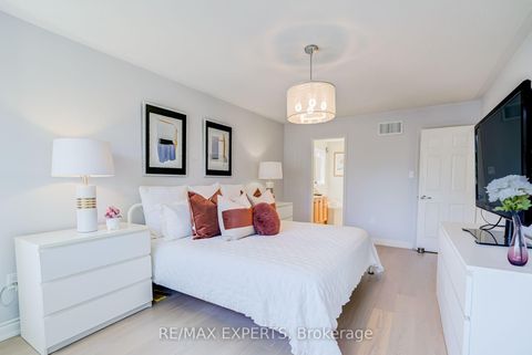 Photo 19 at 45 Naughton Drive, Westbrook, Richmond Hill