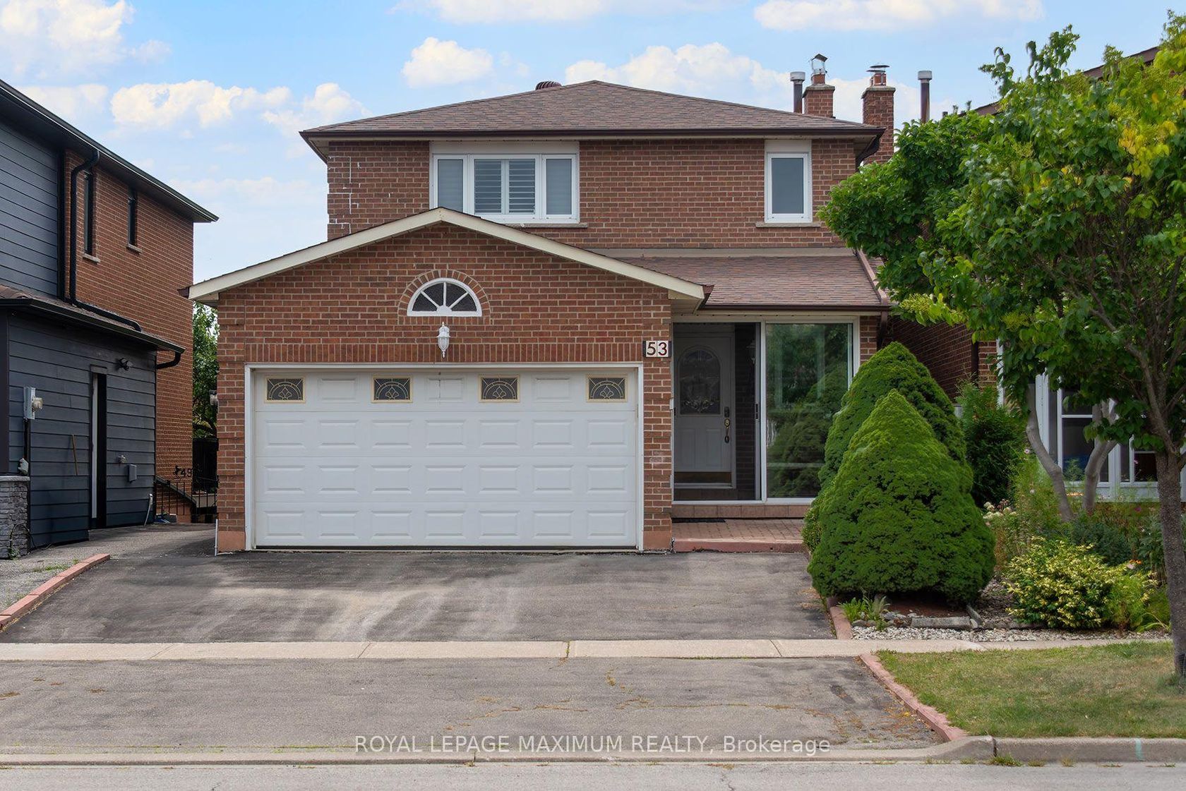 53 Aberdeen Avenue, East Woodbridge, Vaughan photo number 2