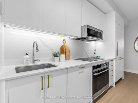 Photo 6 at 810 - 250 Lawrence Avenue W, Lawrence Park North, Toronto