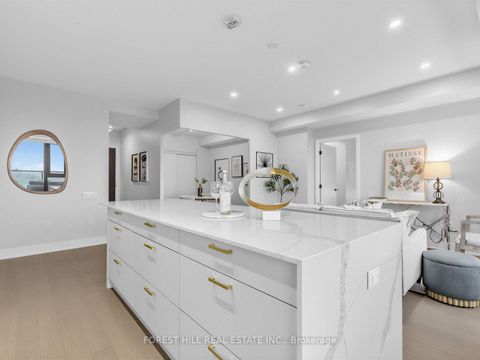 Photo 7 at 810 - 250 Lawrence Avenue W, Lawrence Park North, Toronto