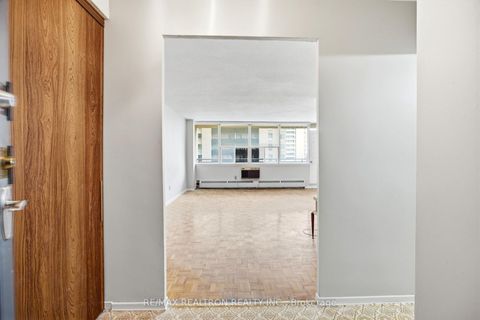 Photo 9 at 909 - 155 Marlee Avenue, Belgravia, Toronto