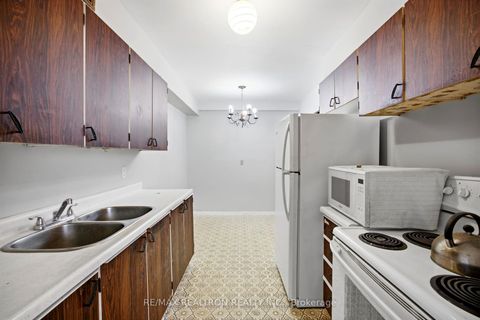Photo 19 at 909 - 155 Marlee Avenue, Belgravia, Toronto