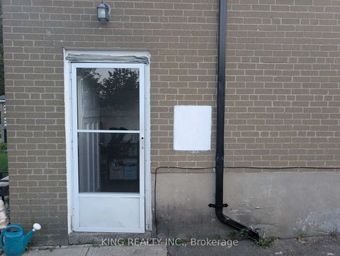 Photo 2 at 78 Pandora Circle, Woburn, Toronto