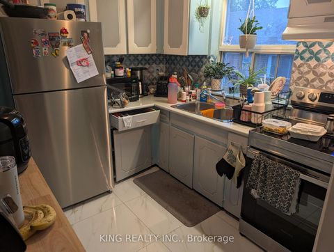 Photo 5 at 78 Pandora Circle, Woburn, Toronto