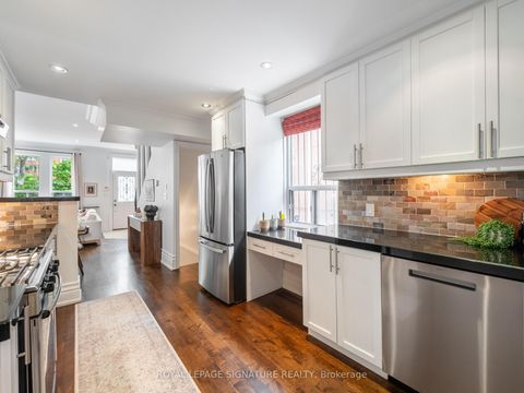 Photo 9 at 4 Whitaker Avenue, Niagara, Toronto