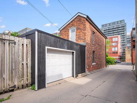 Photo 21 at 4 Whitaker Avenue, Niagara, Toronto