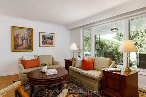 Photo 6 at 36 Thicket Road, Markland Wood, Toronto