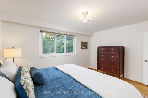 Photo 20 at 36 Thicket Road, Markland Wood, Toronto