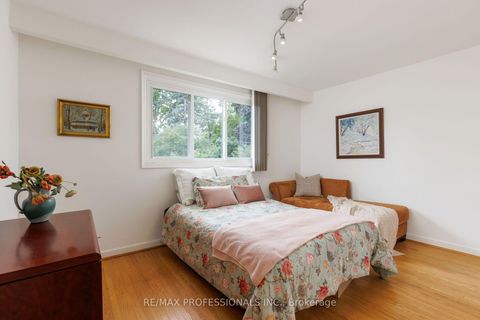 Photo 22 at 36 Thicket Road, Markland Wood, Toronto