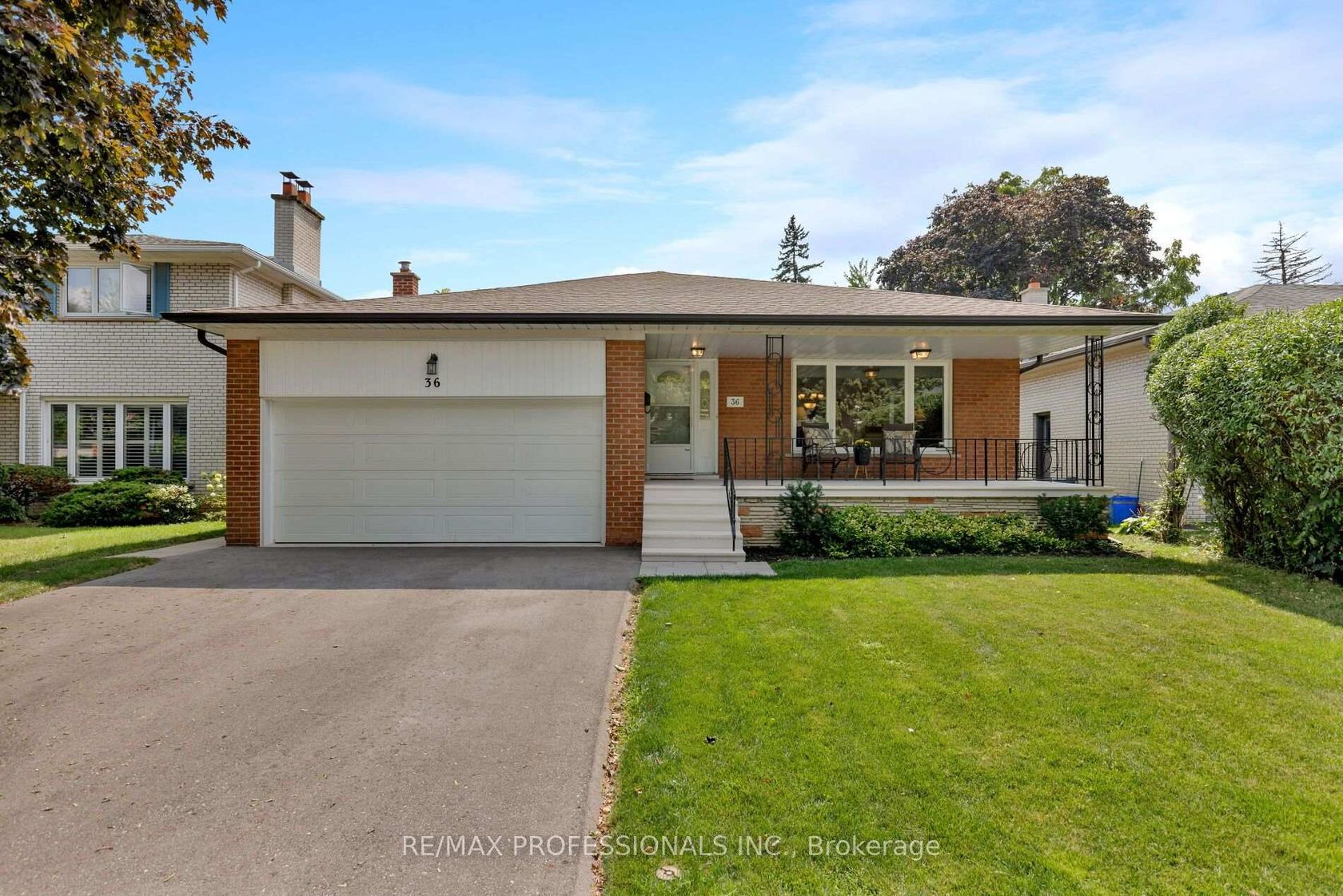 36 Thicket Road, Markland Wood, Toronto 