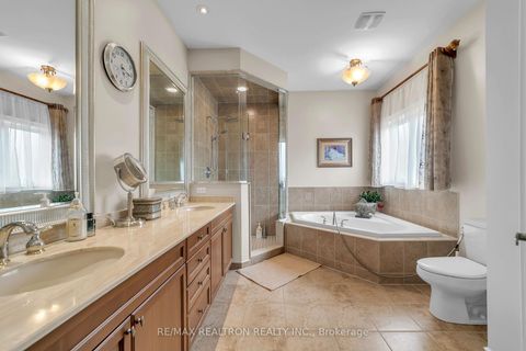 Photo 18 at 20 Rock Elm Court, Patterson, Vaughan